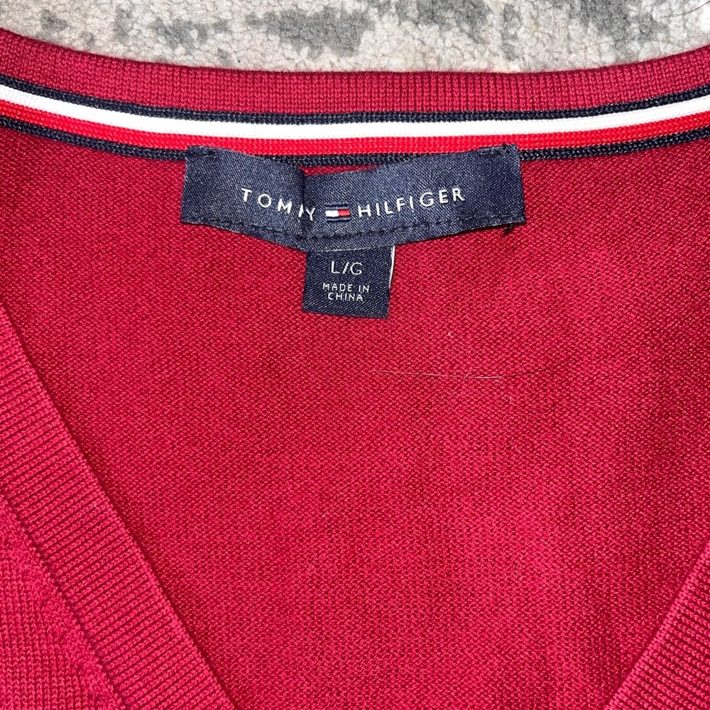 Tommy Hilfiger embellished Burgundy V-Neck Sweater women’s large - Picture 2 of 6